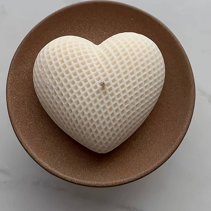 Checkered Heart Candle